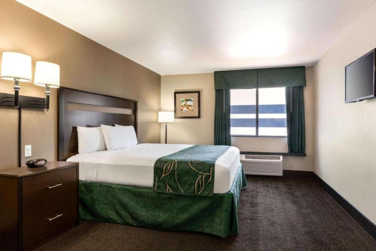 Travelodge By Wyndham Hotel 4*