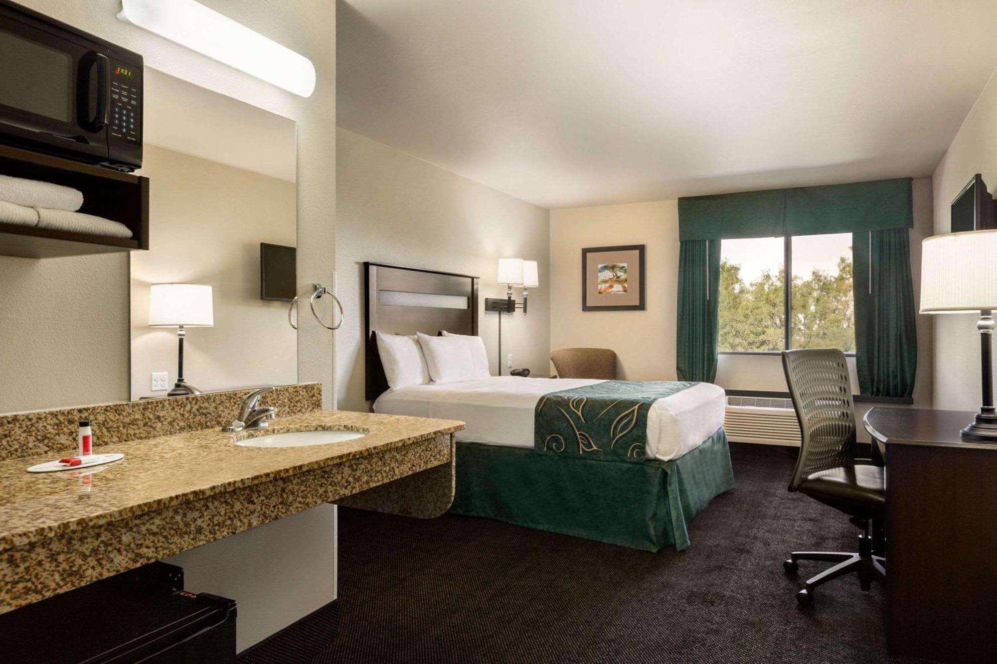 Travelodge By Wyndham Santa Teresa